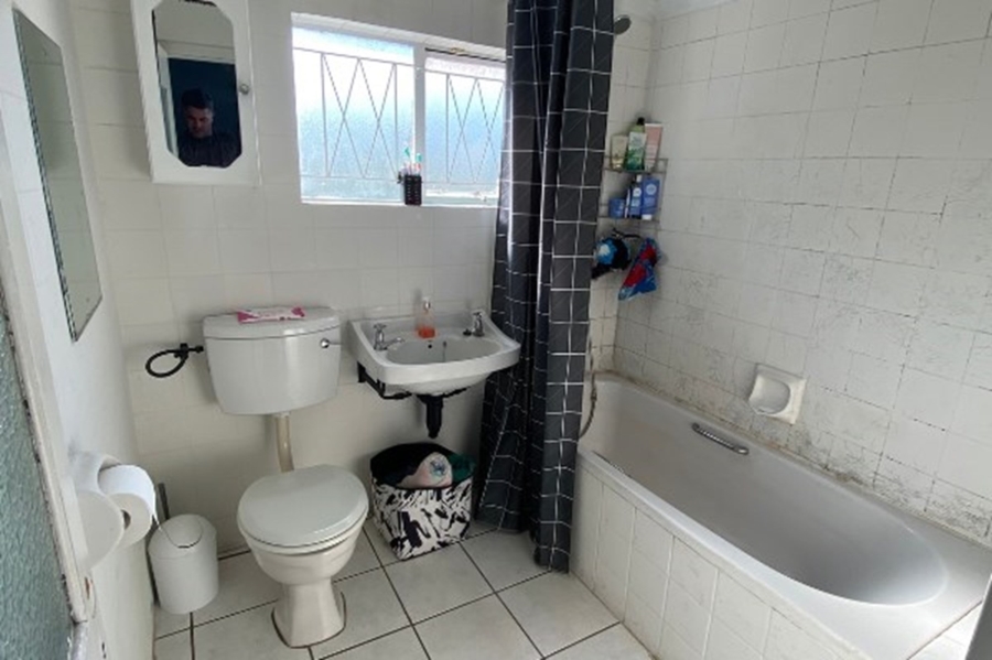 2 Bedroom Property for Sale in Richmond Hill Eastern Cape